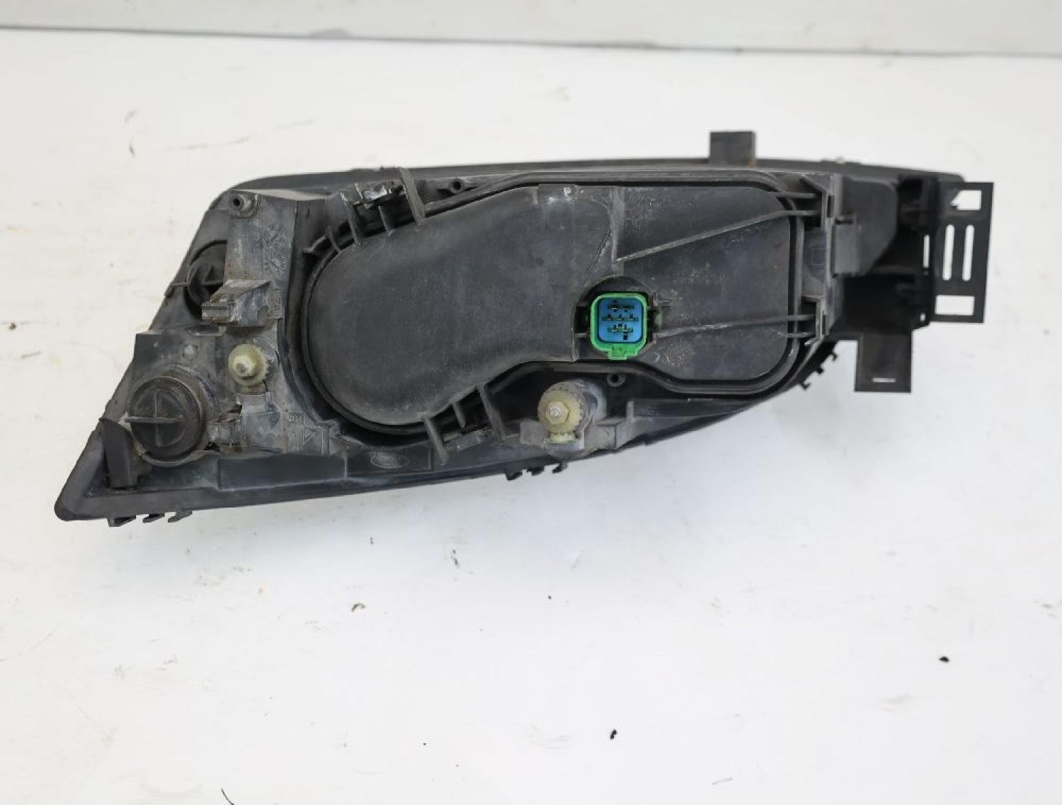 Scheinwerfer rechts Ford MONDEO III Turnier (BWY) (11.00-8.03) 1.8 16V