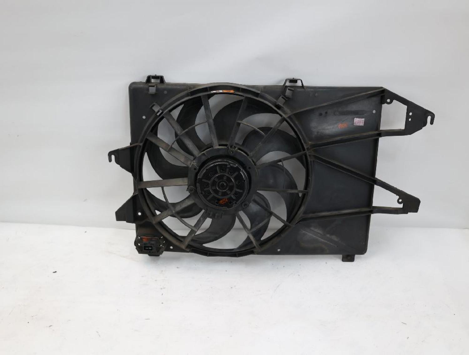 Ventilator (am Kühler) 95BB8146AB Ford MONDEO 3 Turnier