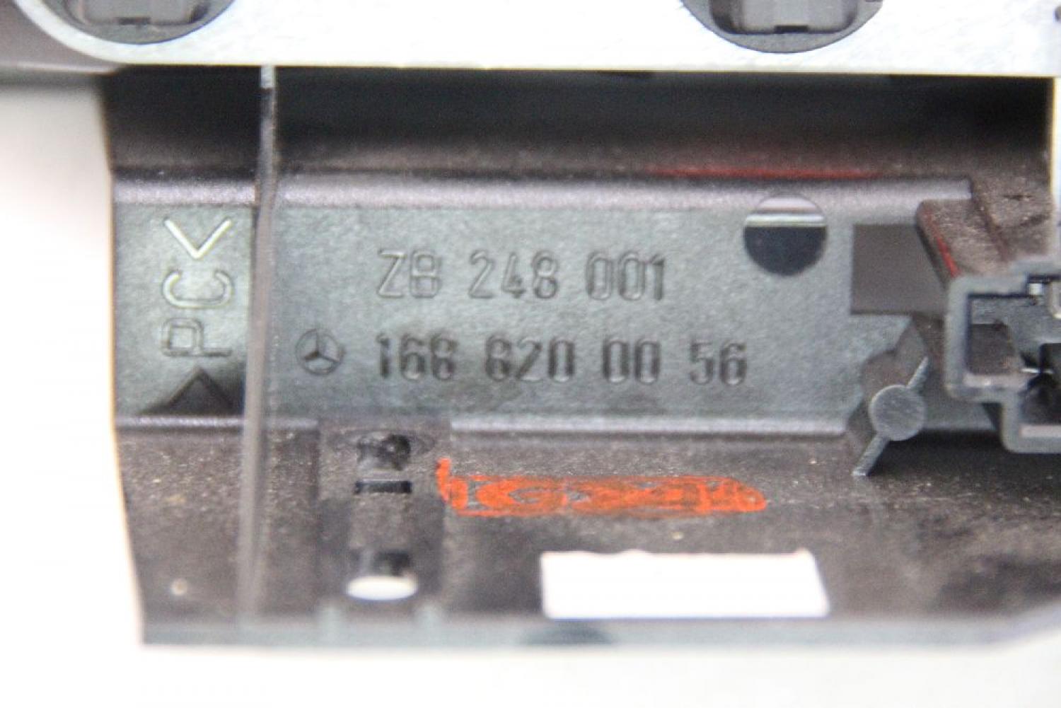 Zusatzbremsleuchte 1688200056 Mercedes A-KLASSE W168