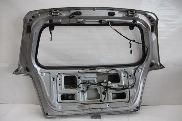 Heckklappe 737003E100 Kia SORENTO 1 JC
