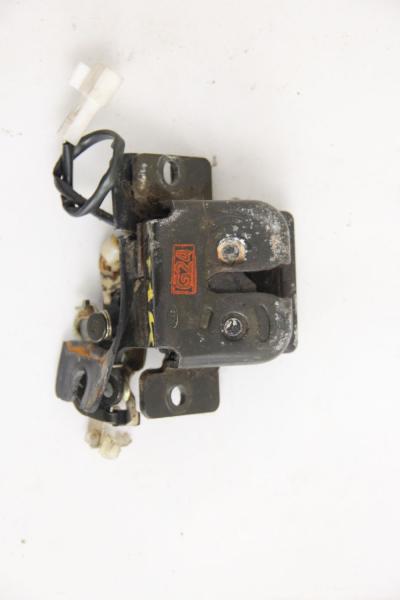 Schloß Heckklappe 957613E000 Kia SORENTO 1 JC