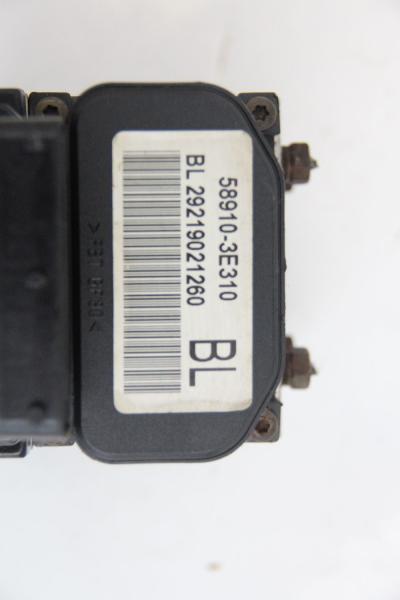 Hydraulikeinheit ABS 589103E310 Kia SORENTO 1 JC