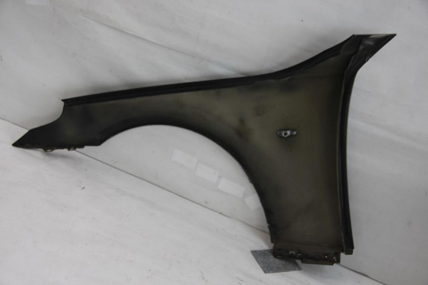 Kotflügel vorn rechts 41357111430 BMW 5er Touring E61