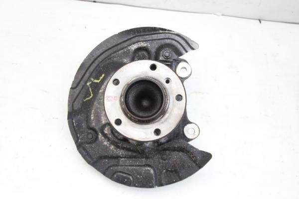 Achsschenkel vorn links 31216793923 BMW 1er E81 E87