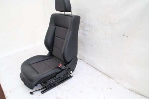 Sitz vorn rechts 2129100246 Mercedes E-KLASSE S212