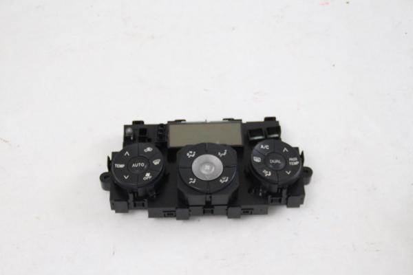 Klimabedienteil 5590042251 Toyota RAV4 3 SA CA
