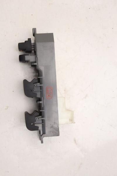 Schalter Fensterheber vorn links 8482042190 Toyota RAV4 3 SA CA
