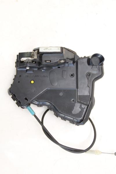 Türschloß vorn rechts 6903042220 Toyota RAV4 3 SA CA