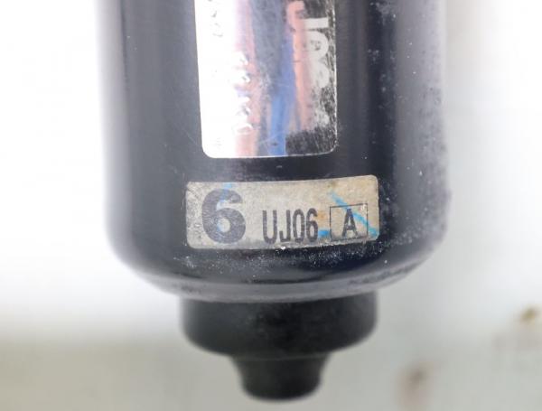 Scheibenwischermotor vorn UJ0667340A Mazda BT 50 UN