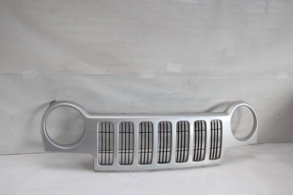 Frontgrill 5GF25TRM Jeep CHEROKEE 2 KJ