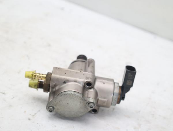 Hochdruckpumpe 03C127025T VW GOLF 5