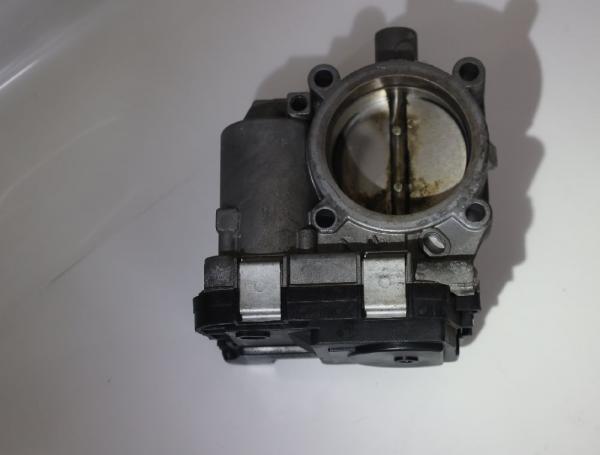 Drosselklappenstutzen 03C133062D VW GOLF 5