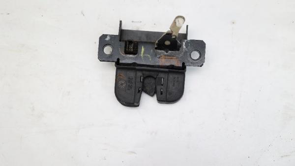 Schloß Heckklappe 1J6827505C VW GOLF 4