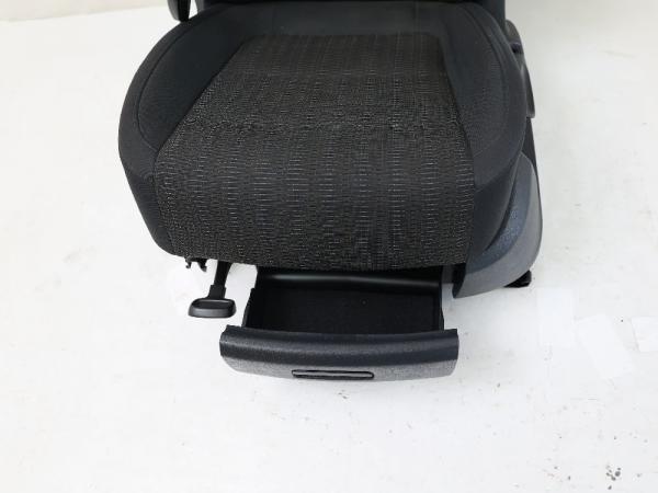 Sitz vorn links 5N0881405BG VW TIGUAN 1