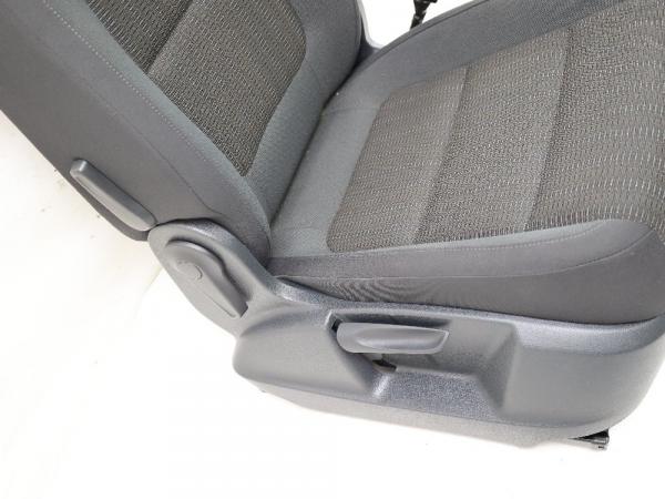 Sitz vorn rechts 5N0881406BP VW TIGUAN 1