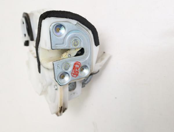 Türschloß vorn rechts DF7358310C Mazda 2 DE