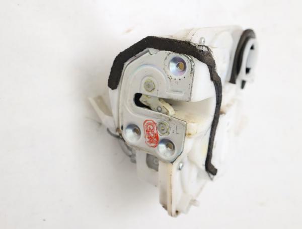Türschloß hinten links D65173310D Mazda 2 DE