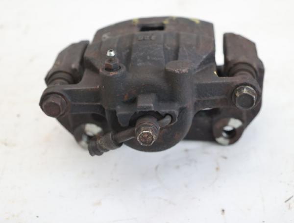 Hinterachse Mitsubishi SPACE GEAR PAO MR162728 2,5 64 KW 87 PS  Diesel 01-2000 gebraucht 3