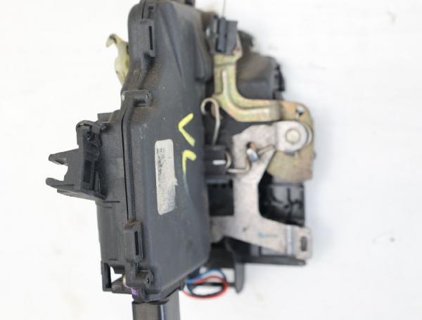 Türschloß vorn links 3B1837015AK VW NEW BEETLE