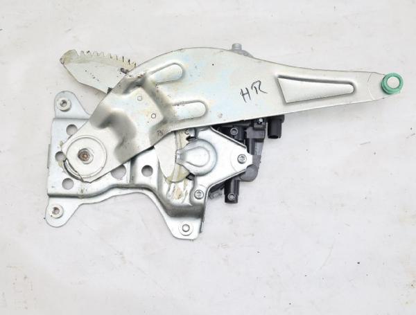 Fensterheber elektrisch hinten rechts 8353079J00 Suzuki SX4 EY GY