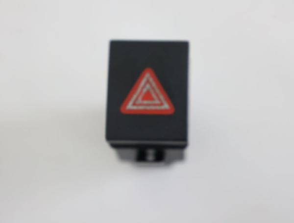 Schalter Warnblink 6Q0959235A VW POLO 4 9N