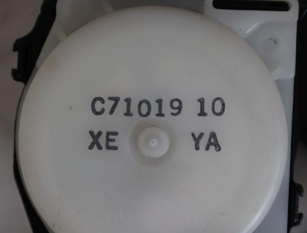 Sicherheitsgurt hinten links C7101910 Mazda 3 BL