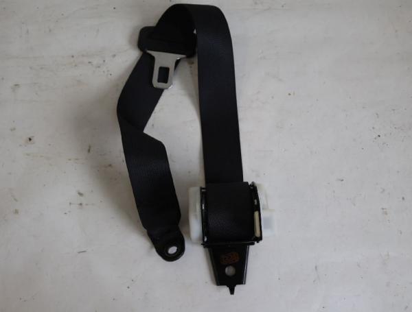Sicherheitsgurt hinten rechts C7101910 Mazda 3 BL