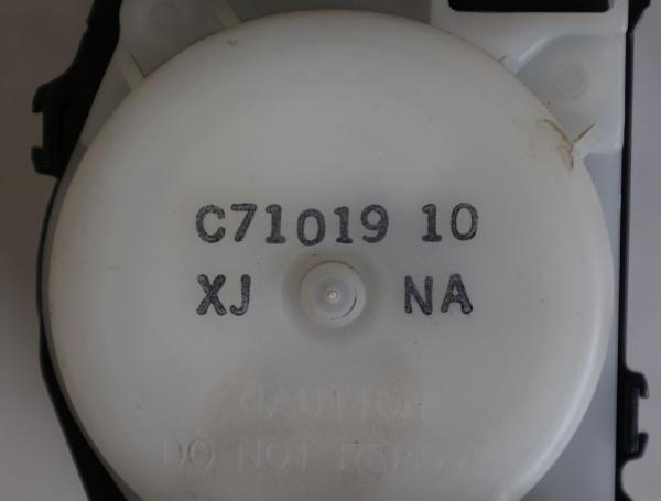 Sicherheitsgurt hinten rechts C7101910 Mazda 3 BL
