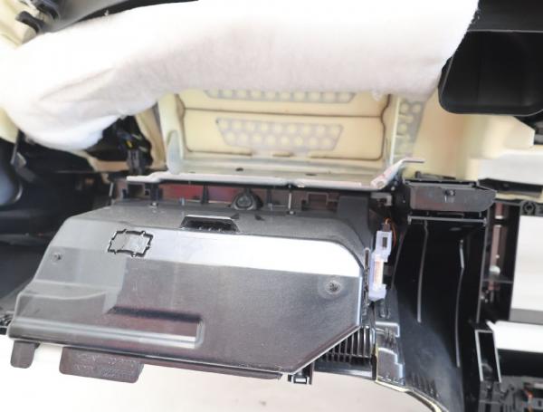 Armaturenbrett 2116803487 Mercedes E-KLASSE S211