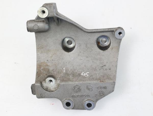 Aggregatehalter 46790511 Fiat STILO