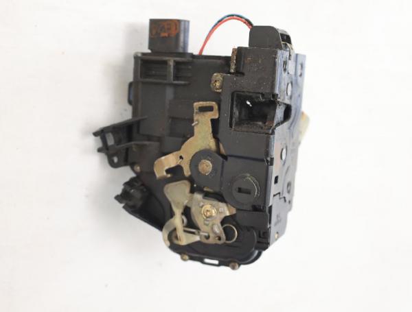 Türschloß hinten links 4B0839015G Audi A6 Avant C5