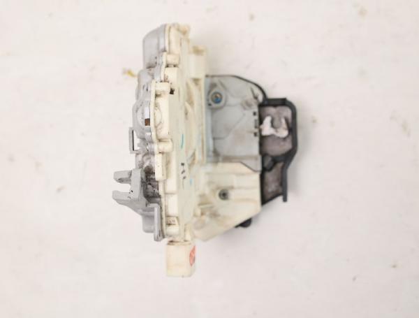 Türschloß hinten links 4F0839015 Audi A6 Avant C6