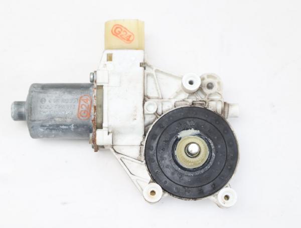 Fensterheber-Motor vorn links 0130822226 BMW 1er E81 E87