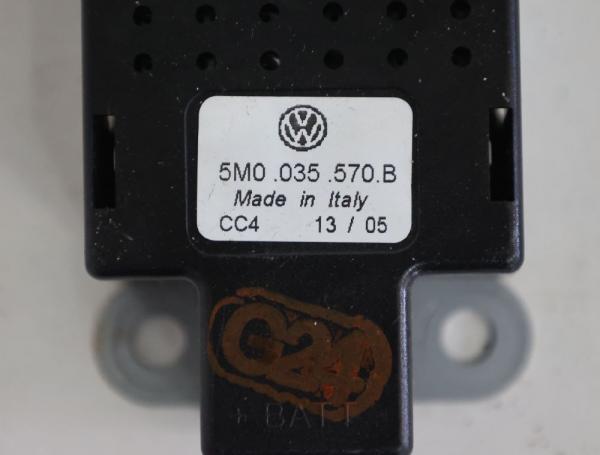 Antennenweiche 5M0035570B VW GOLF 5