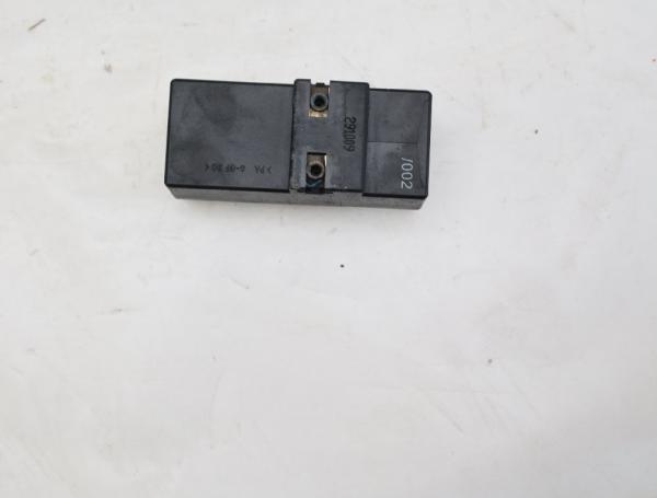 Relais 1J0919506 VW POLO 5 6R