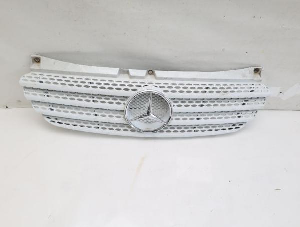 Frontgrill 6398800185 Mercedes VITO 2 W639