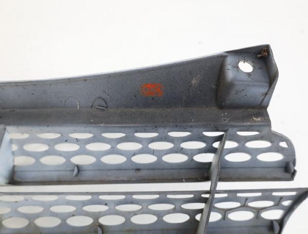 Frontgrill 6398800185 Mercedes VITO 2 W639