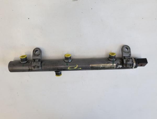 Diesel Verteilerrohr 6420702695 Mercedes VITO 2 W639