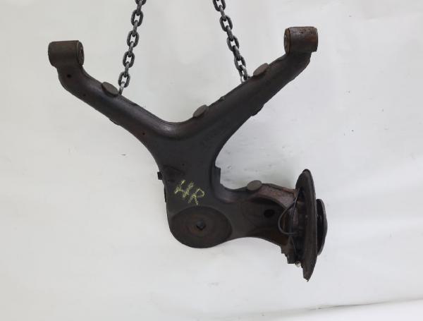 Achsschenkel hinten rechts 6393503105 Mercedes VITO 2 W639