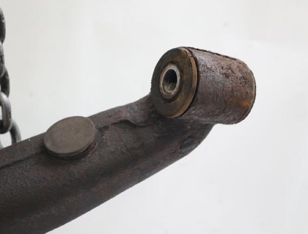 Achsschenkel hinten rechts 6393503105 Mercedes VITO 2 W639