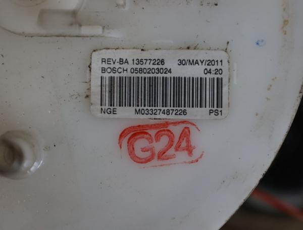 Dieselpumpe 13577226 Opel INSIGNIA A