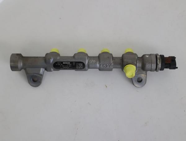 Diesel Verteilerrohr 55576177 Opel INSIGNIA A