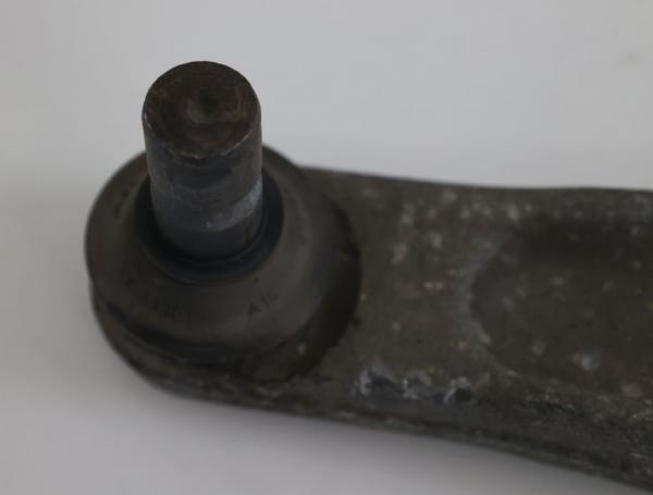 Querlenker vorn links 13318884 Opel INSIGNIA A