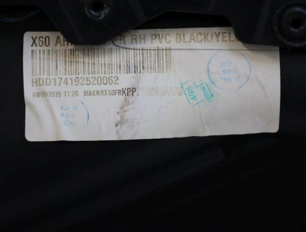 Türverkleidung innen 809A05JT6D Nissan NAVARA D23