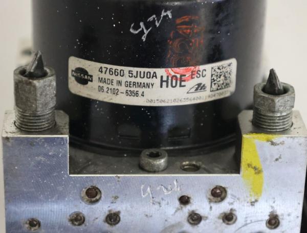 Hydraulikeinheit ABS 476605JU0A Nissan NAVARA D23