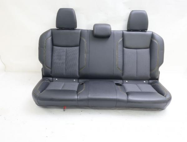 Sitzbank hinten 886004JL3A Nissan NAVARA D23