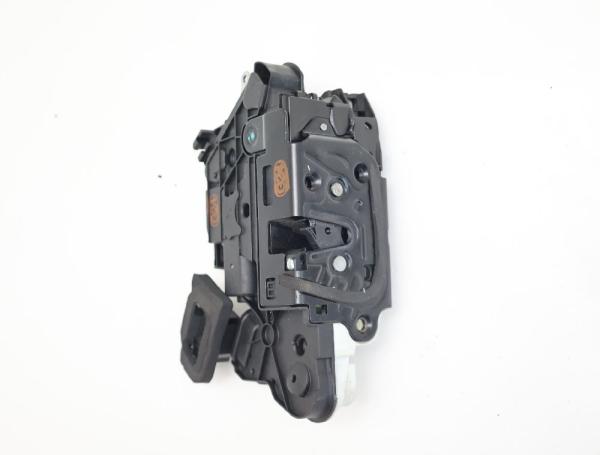 Türschloß vorn links 5K1837015D VW JETTA 4
