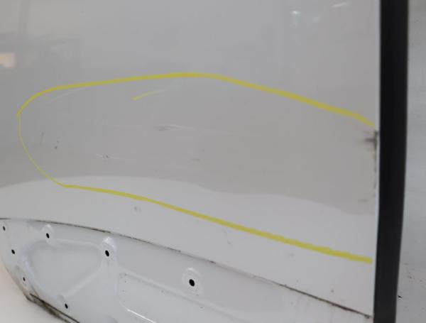 Scheibe Audi A8 D2 4D0845300Q hinten rechts 11-1995 gebraucht 1