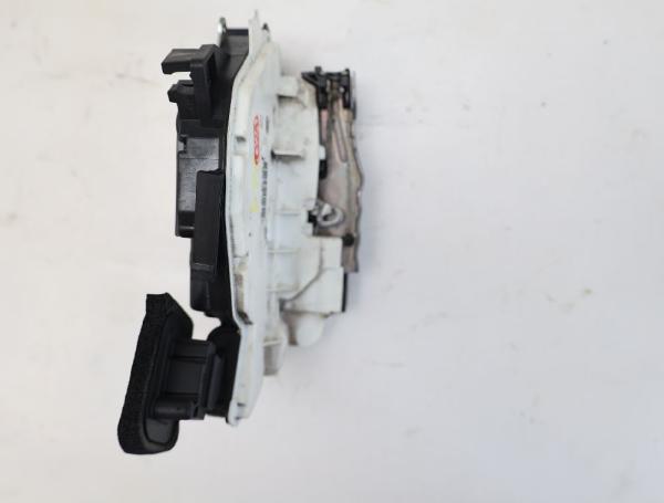 Türschloß vorn links 5K1837016E VW GOLF 7 VARIANT