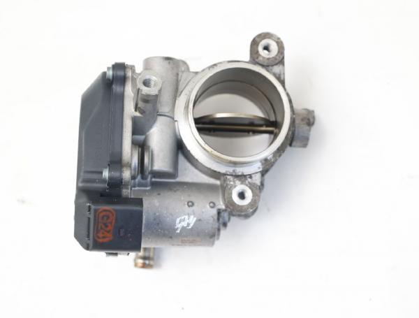 Drosselklappenstutzen 04L128063P VW GOLF 7 VARIANT
